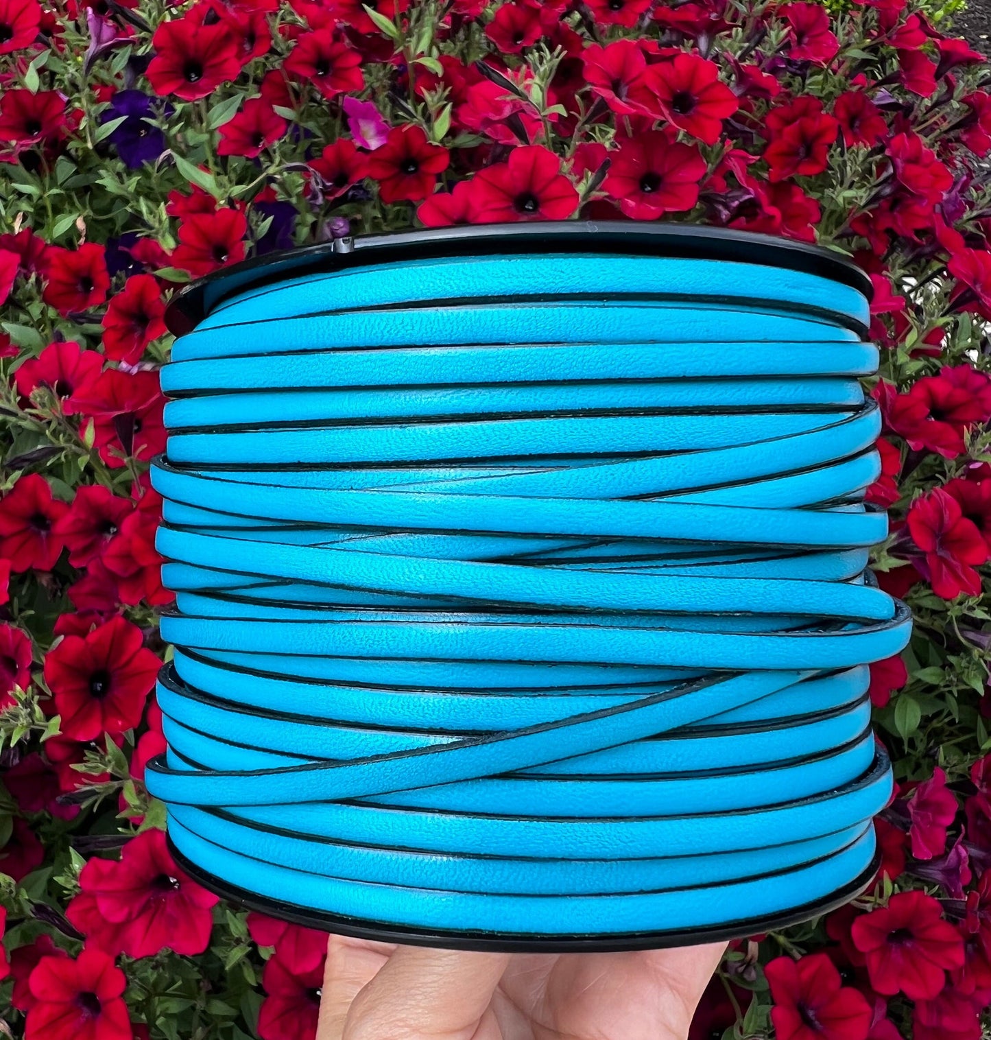 MADE in EUROPE 1 yard of 5mm flat leather cord, genuine leather 5mm strip, turquoise flat leather cord (AR100/05/18)