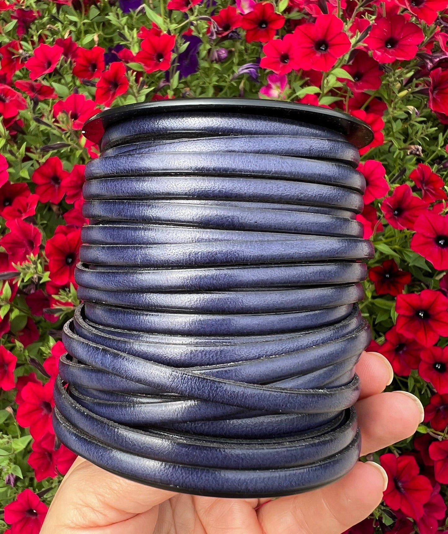 MADE in EUROPE 1 yard of 5mm flat leather cord, genuine leather 5mm strip, 5mm blue leather cord (AR100/05/21)
