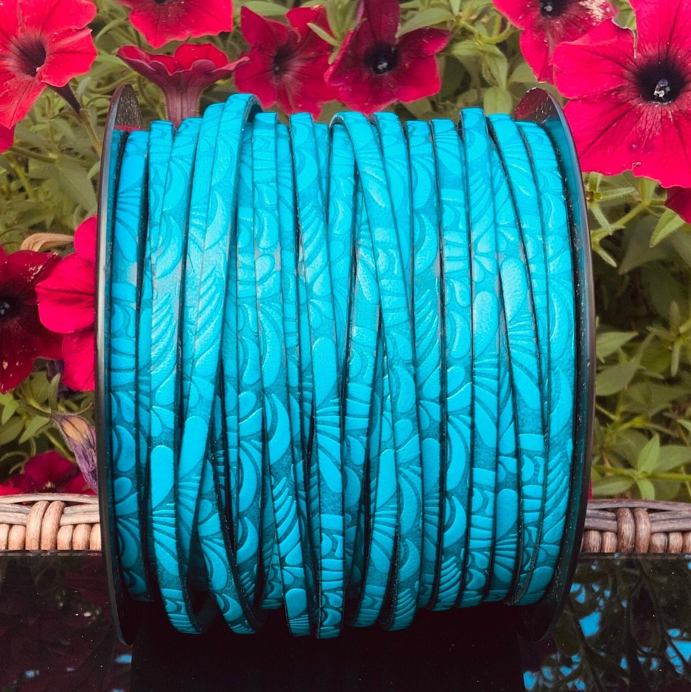 MADE in EUROPE 24'' flat 5mm floral engraved leather cord, 5mm flat leather cord, 5mm embossed leather cord(AR150/05/18)