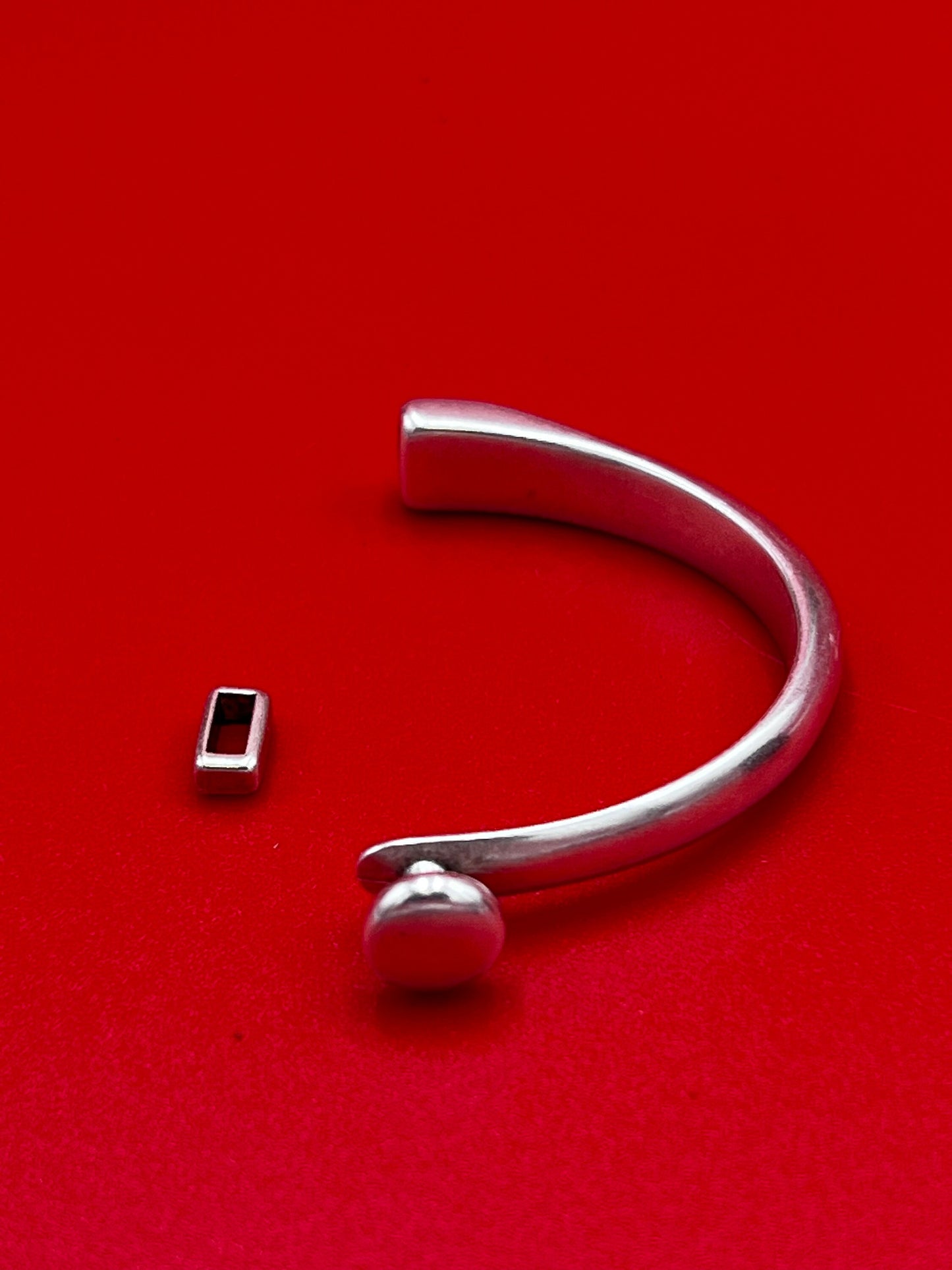 B0107>> MADE in EUROPE zamak half bracelet for 3mm flat cord, silver half bracelet qty 1set