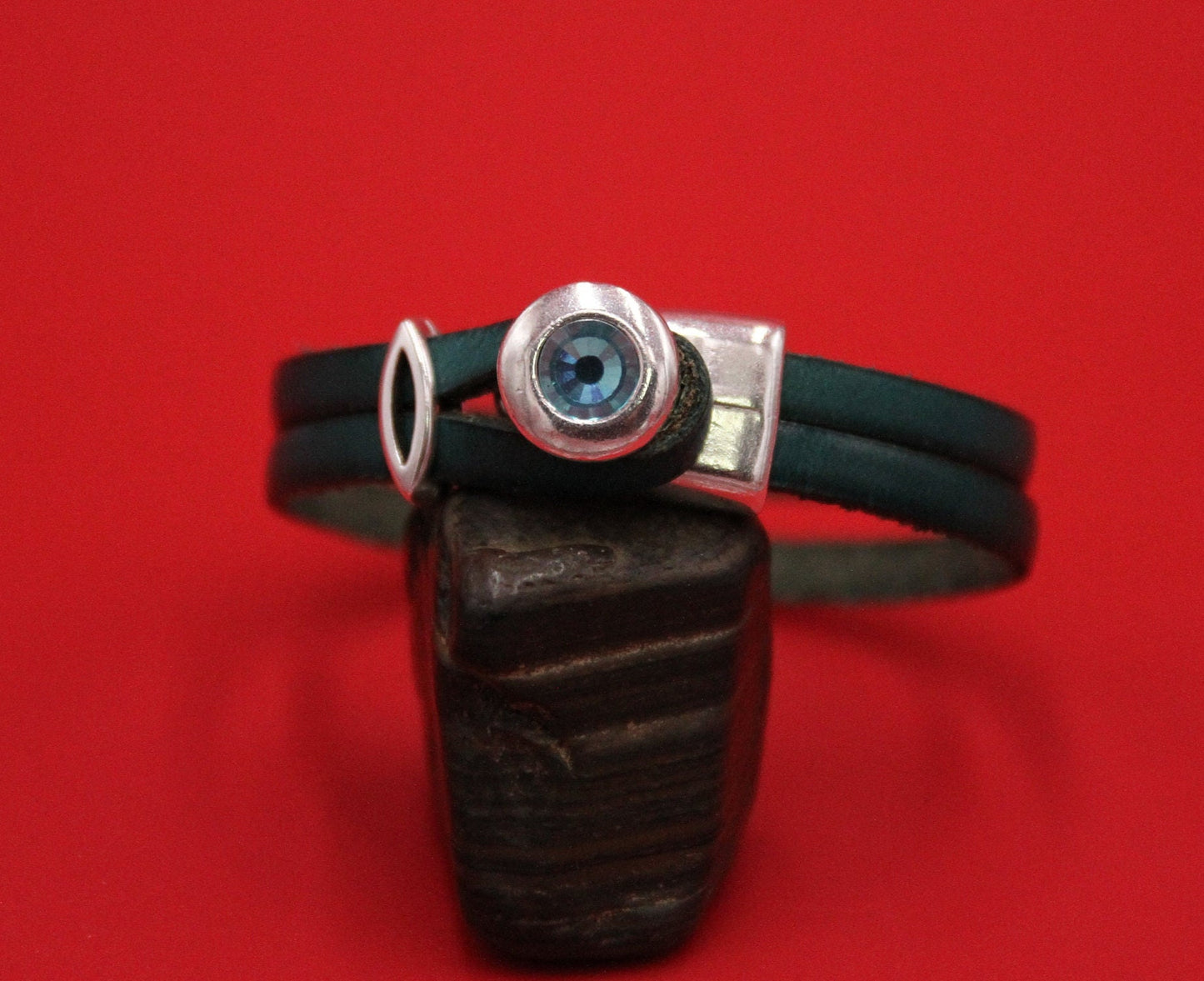 FC0415>> MADE in EU 5mm flat cord button clasp with Swarovski crystal and slider, 5mm flat cord clasp