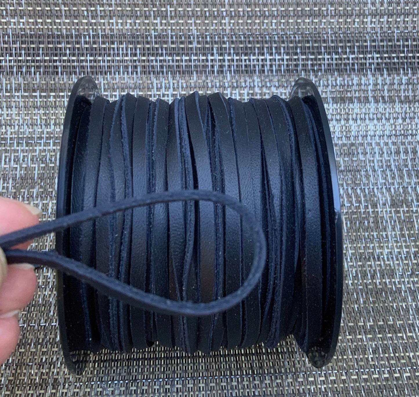 MADE in EUROPE 1 yard of 3mm very soft leather cord, genuine flat 3mm leather cord, 3x1.1mm black flat leather cord