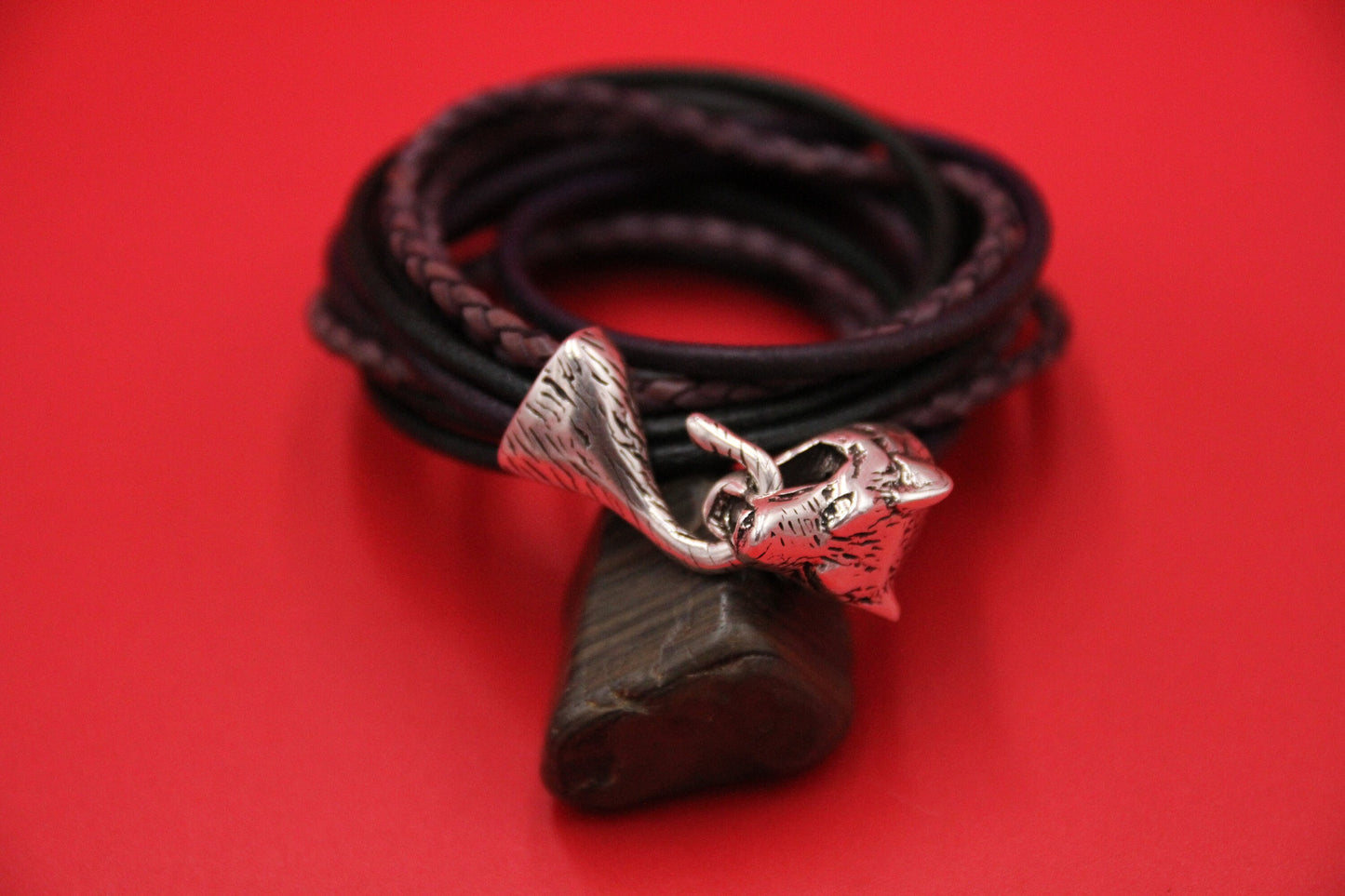 LC0035>>MADE in EUROPE zamak wolf clasp, metal wolf hook clasp (7750) qty1