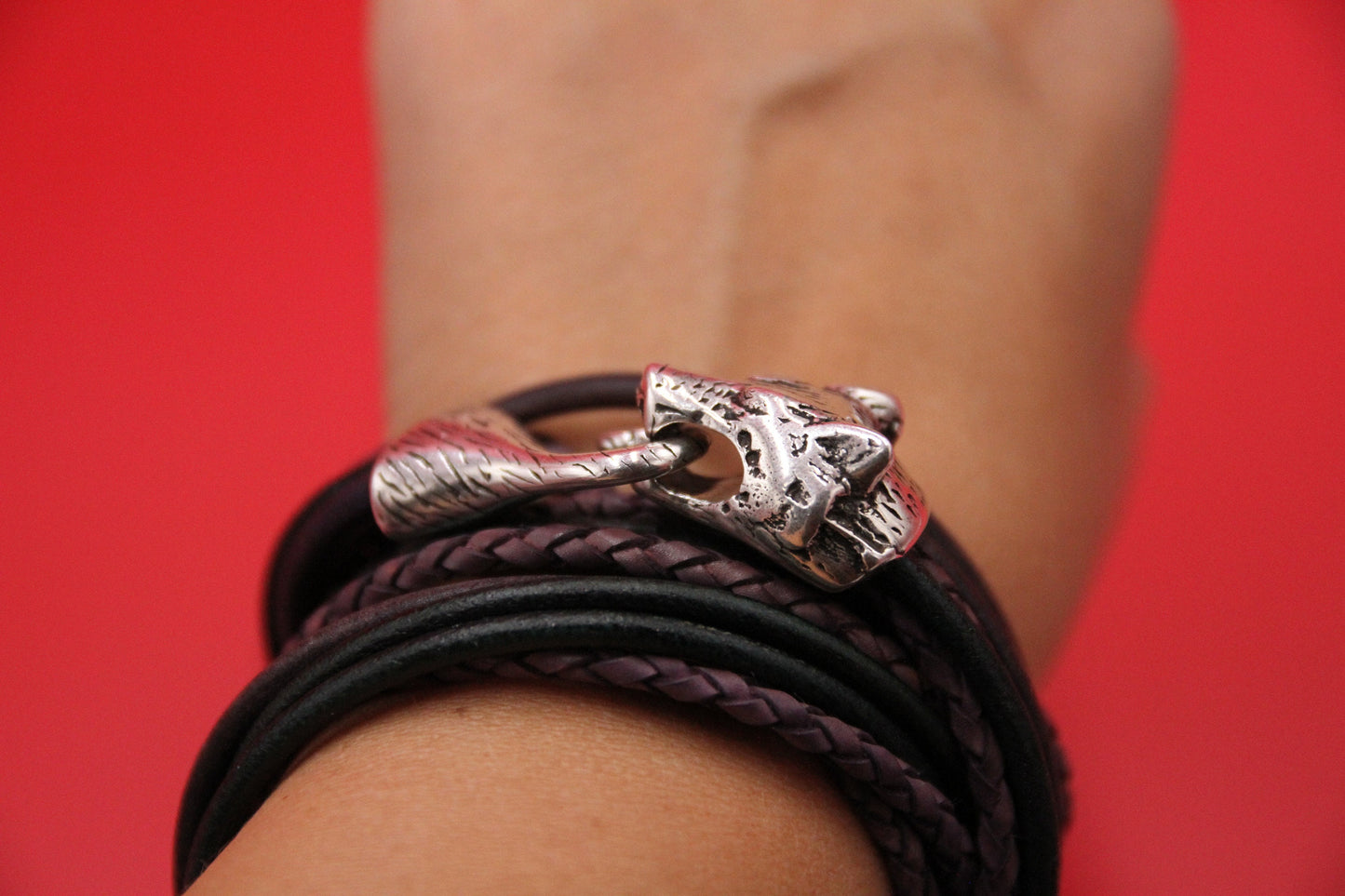 LC0035>>MADE in EUROPE zamak wolf clasp, metal wolf hook clasp (7750) qty1