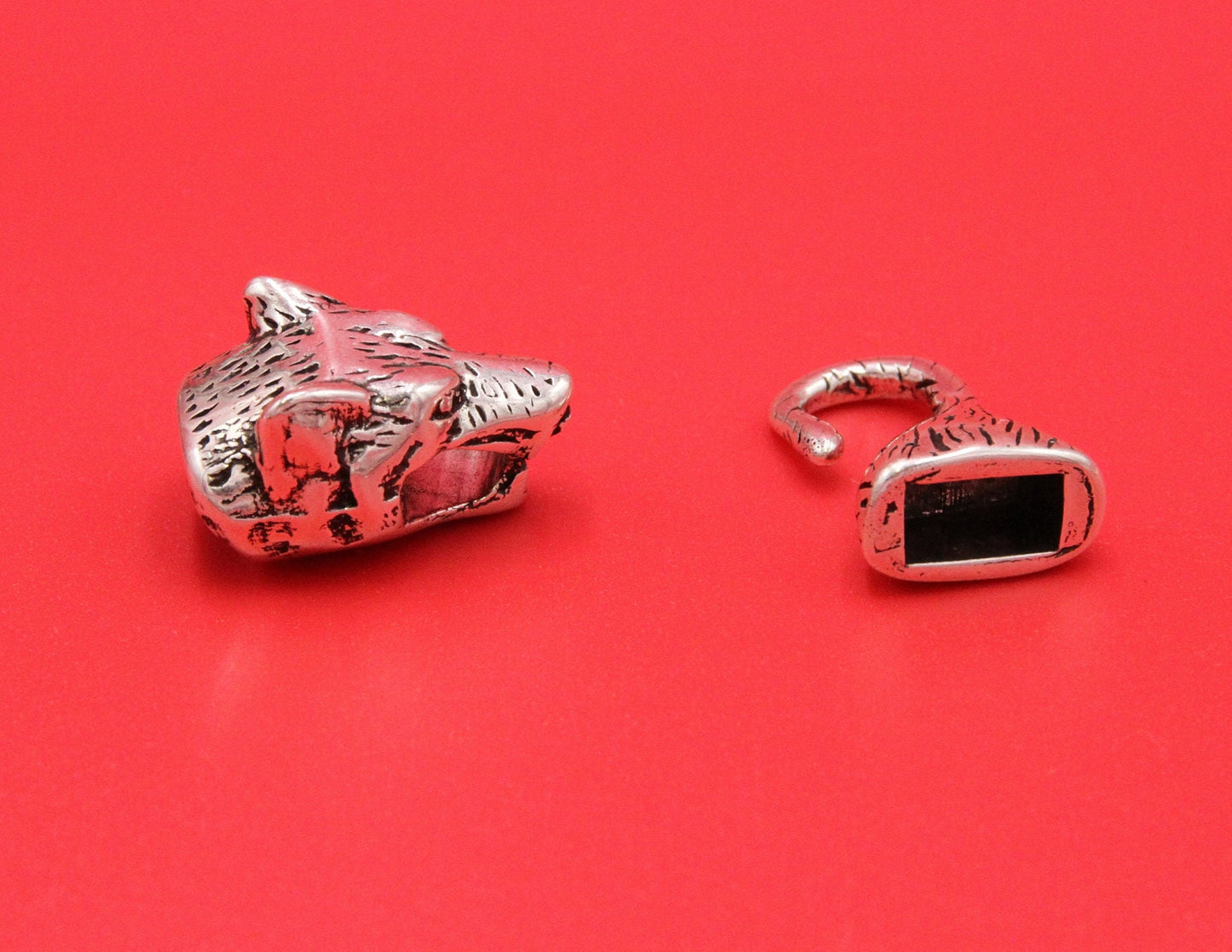 LC0035>>MADE in EUROPE zamak wolf clasp, metal wolf hook clasp (7750) qty1