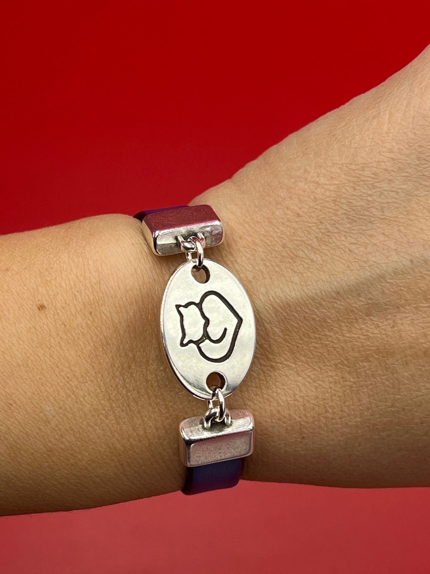 C0180>>MADE in EUROPE Zamak cat embossed connector, 10mm or 5mm cord connector, Qty 1