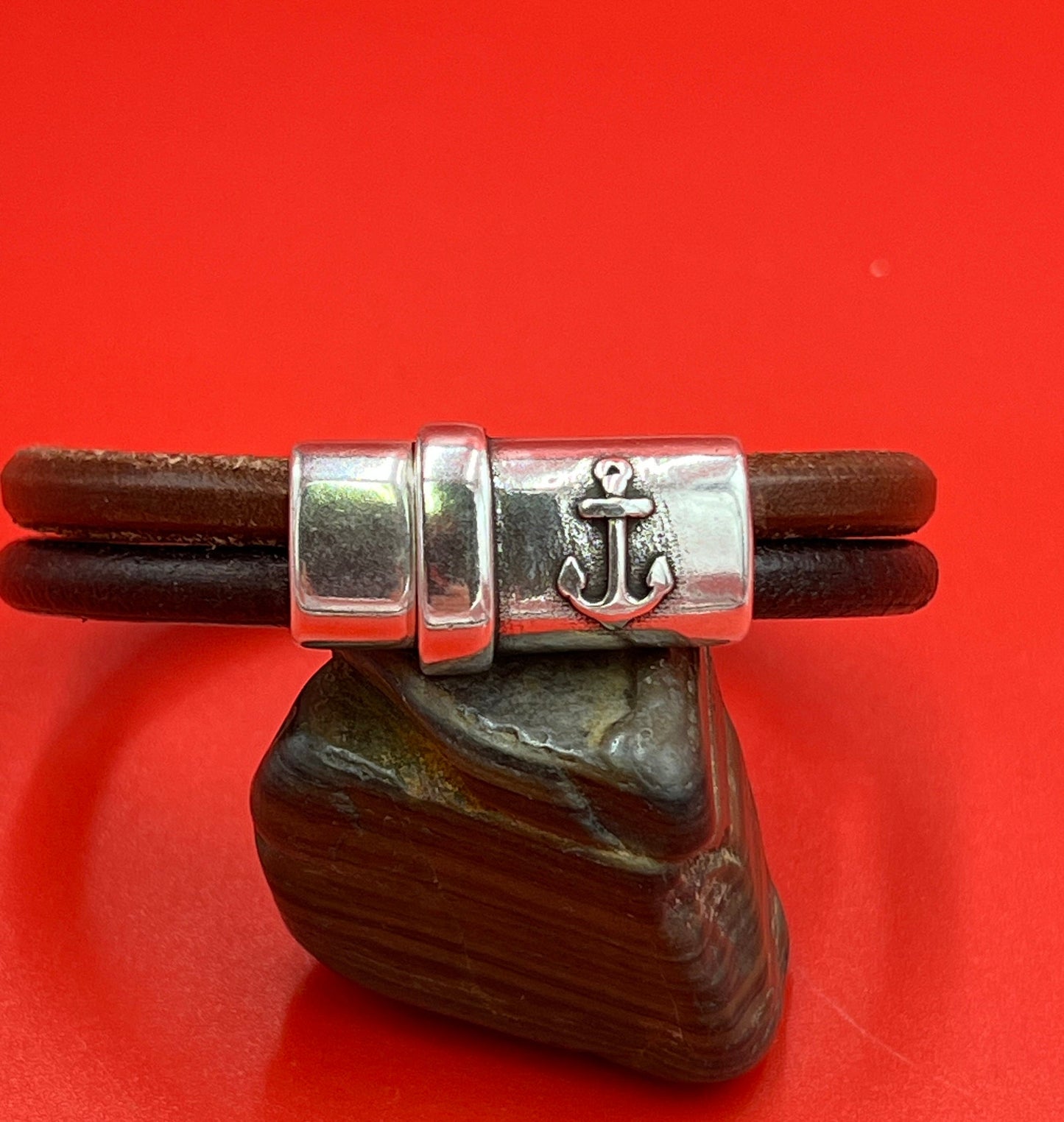 RC0210>>MADE IN EUROPE zamak 10mmx5mm clasp with anchor, 10x5mm clasp, double strand 5mm cord clasp Qty 1