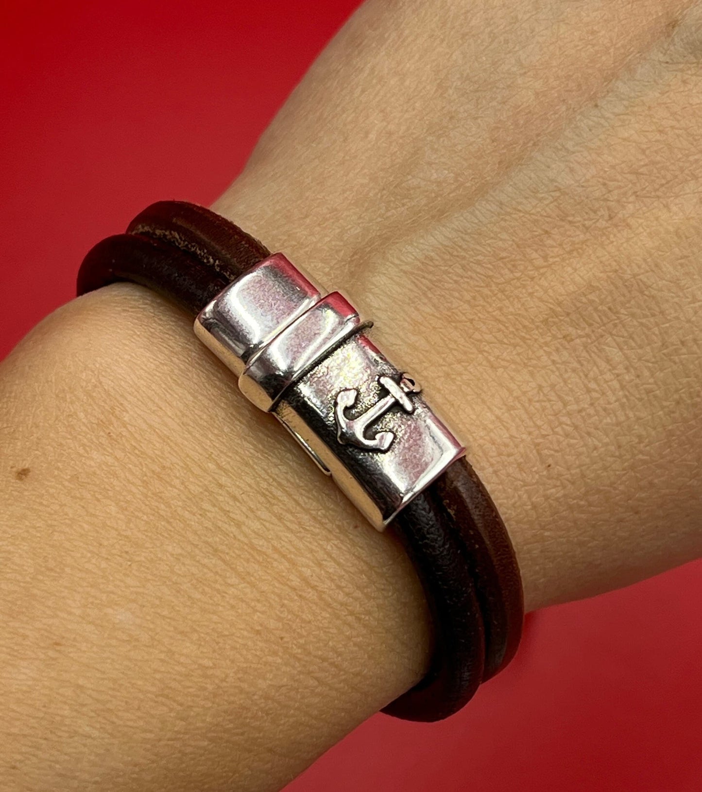RC0210>>MADE IN EUROPE zamak 10mmx5mm clasp with anchor, 10x5mm clasp, double strand 5mm cord clasp Qty 1
