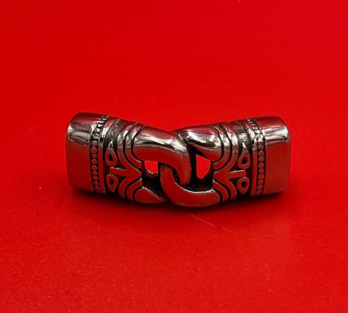 C0183>>304 stainless steel connector, licorice leather cord connector  Qty1