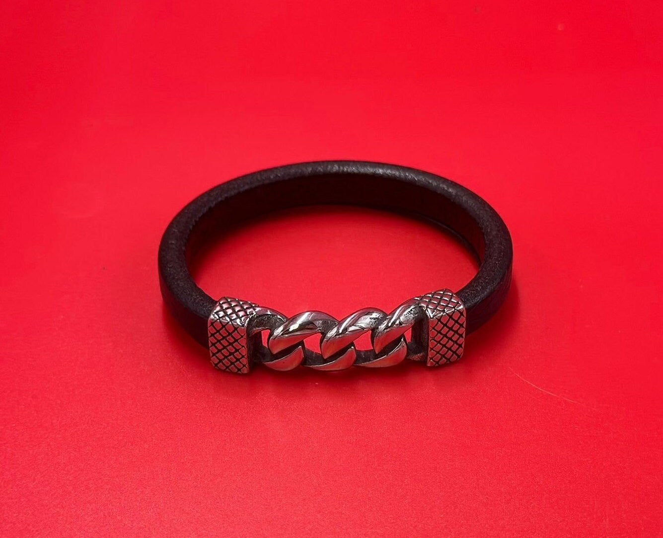 C0186>>304 stainless steel chain connector, licorice leather cord connector  Qty1