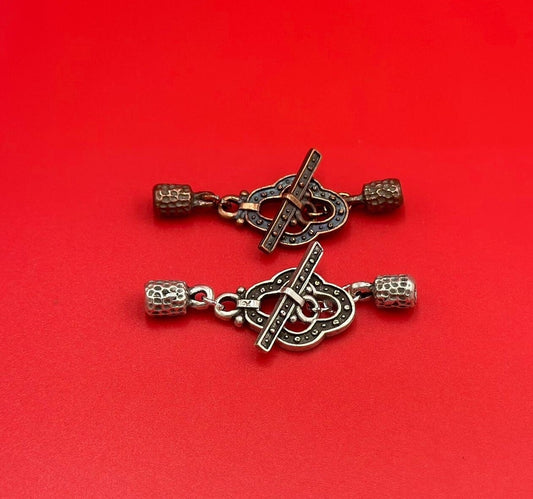 RC0230>>MADE in EUROPE 4mm round cord Guinevere toggle clasp, 4mm cord toggle clasp Qty1