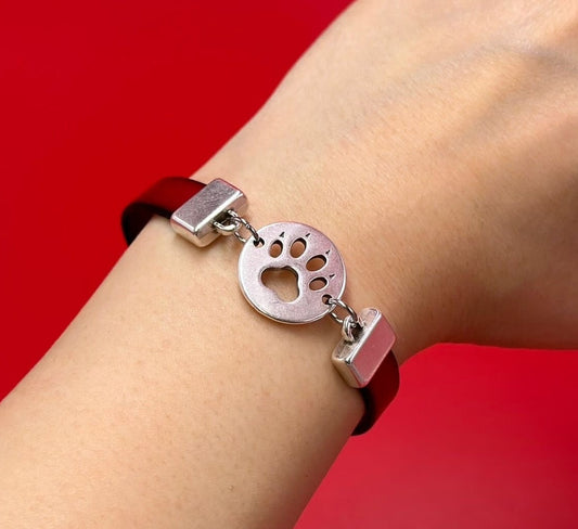 C0192>>MADE in EUROPE Zamak paw print connector, 10mm flat cord connector, Qty 1