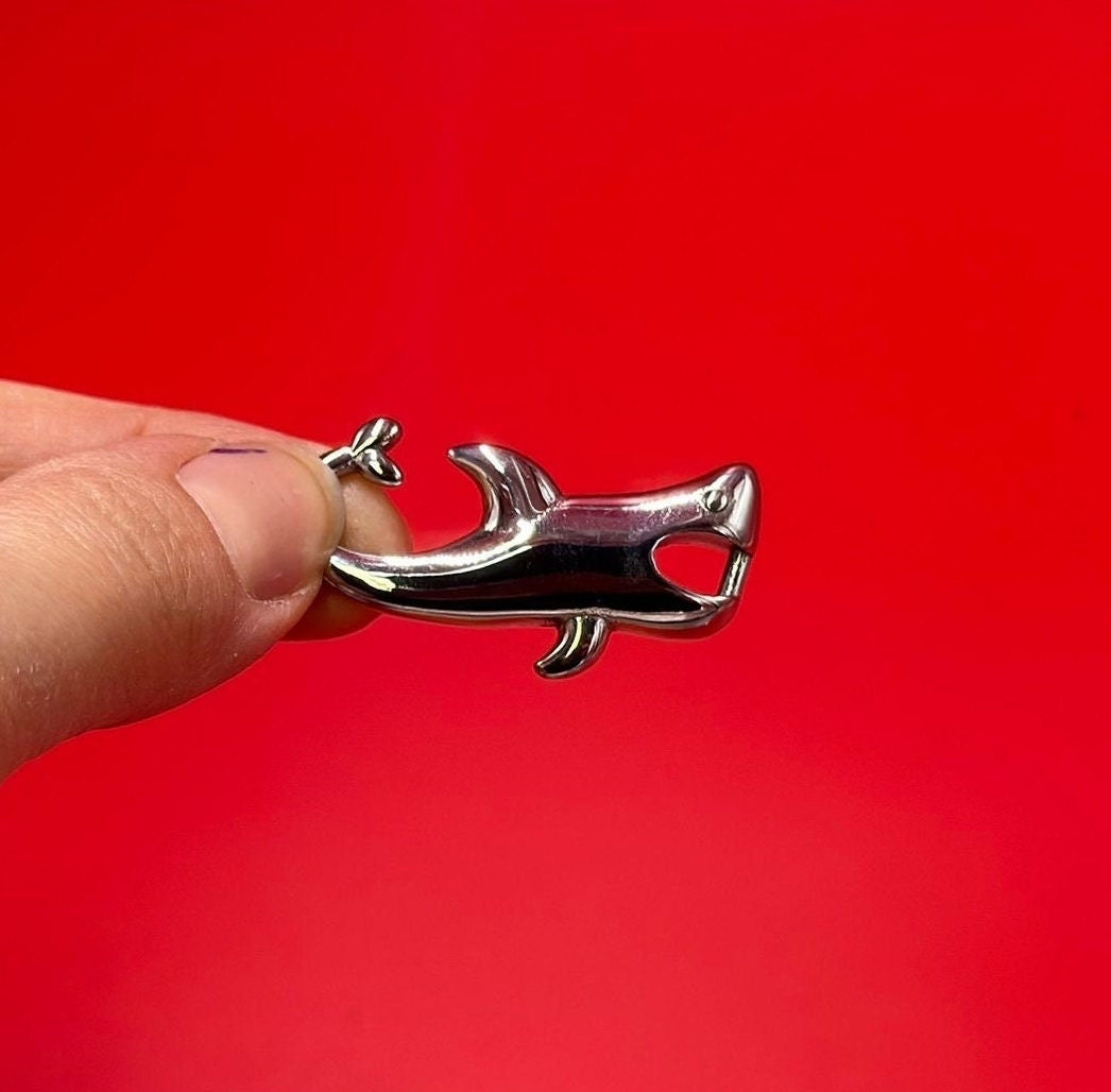 FC0432>>MADE in EUROPE 316 stainless steel shark hook clasp set with 2 cord zamak loop makers, shark hook set for bracelet Qty 1set