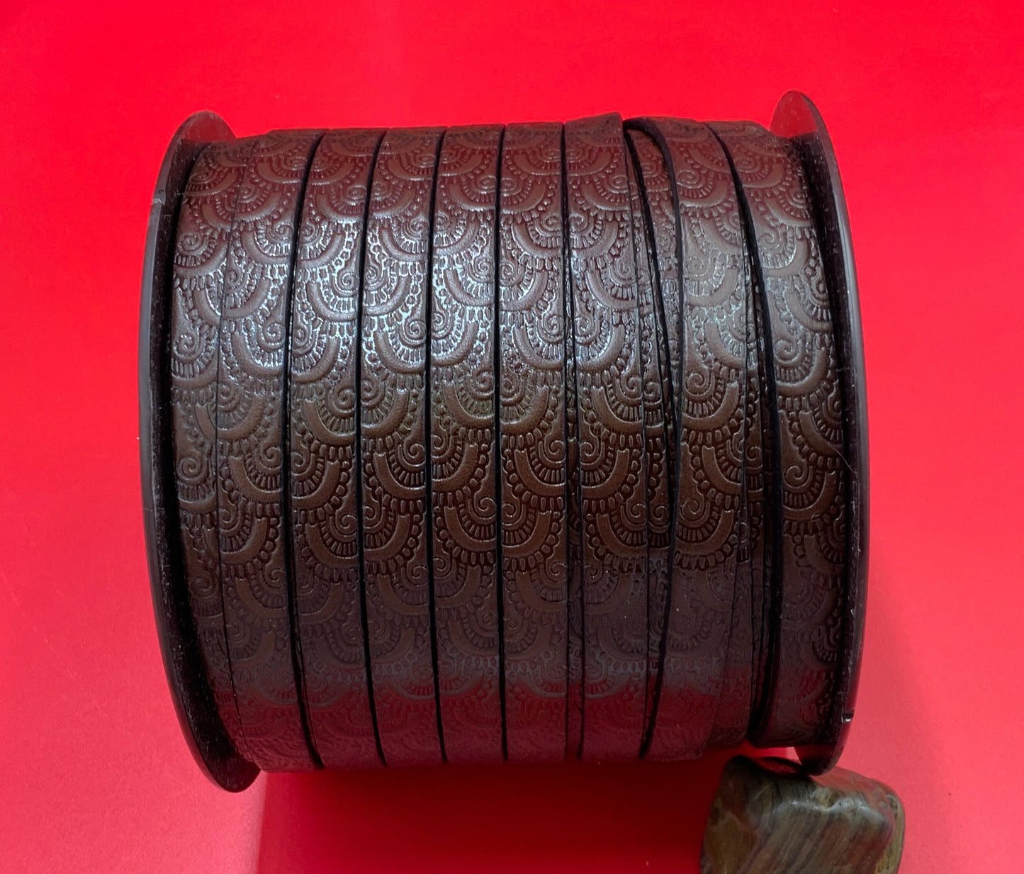 MADE in EUROPE 24" flat leather cord, embossed 10mm leather cord, genuine leather cord