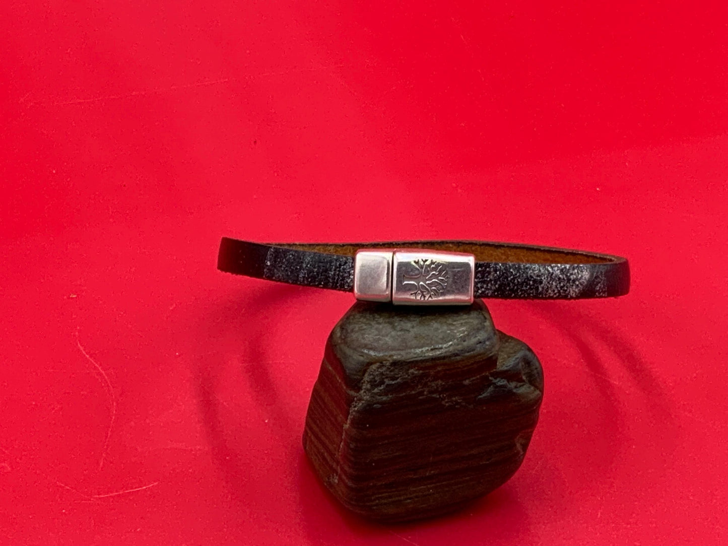 FC0375>>MADE in EUROPE 5mm cord life tree magnetic clasp, zamak magnetic clasp, 5mm flat cord magnetic clasp Qty1