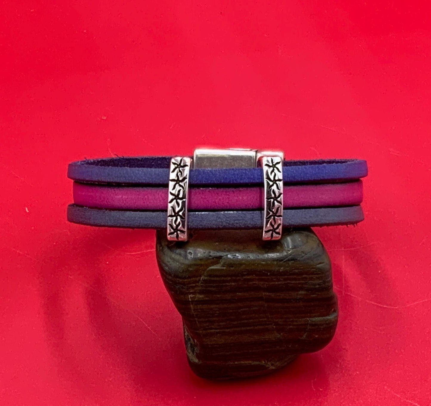 FS0646>>MADE in EUROPE 2 Zamak sliders, 11.5mm flat leather cord Zamak slider bars, qty2