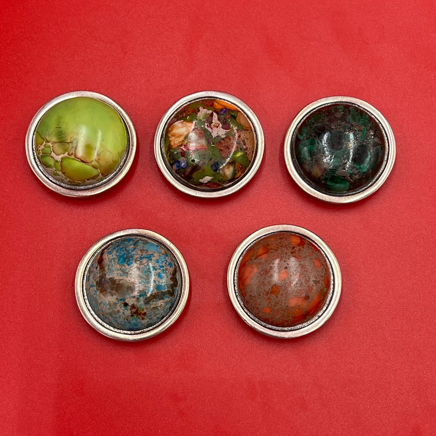 FS0647>> MADE in EUROPE 30mm flat cord slider with gemstone cabochon, 30mm round gemstone slider