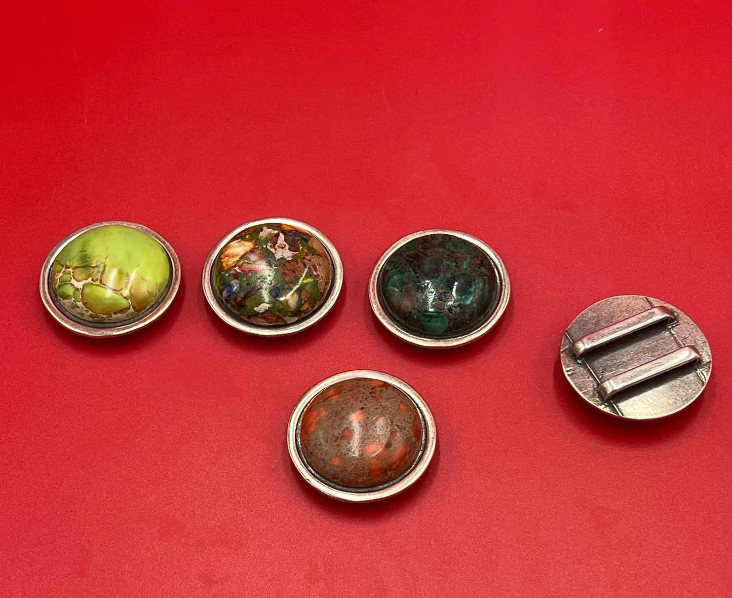 FS0647>> MADE in EUROPE 30mm flat cord slider with gemstone cabochon, 30mm round gemstone slider