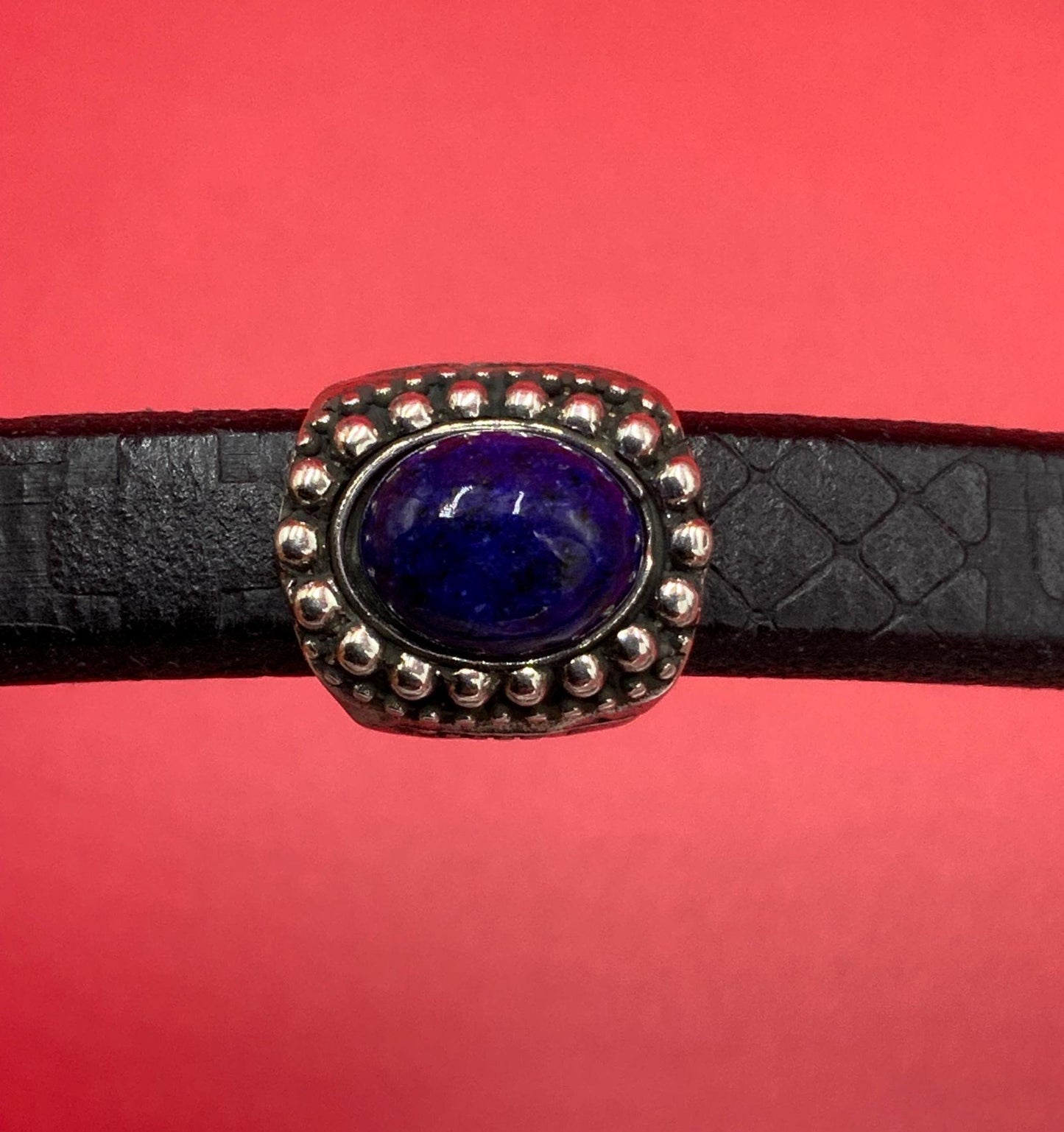 LS0105>> MADE in EUROPE licorice 2 sliders with gemstone cabochon Qty2