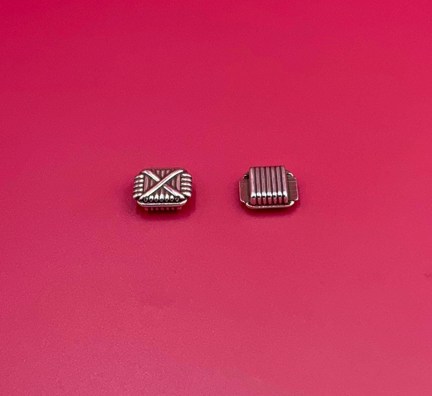 FS0657>> MADE IN EUROPE 2 zamak flat cord sliders, 10mm or 6mm cord sliders, qty2