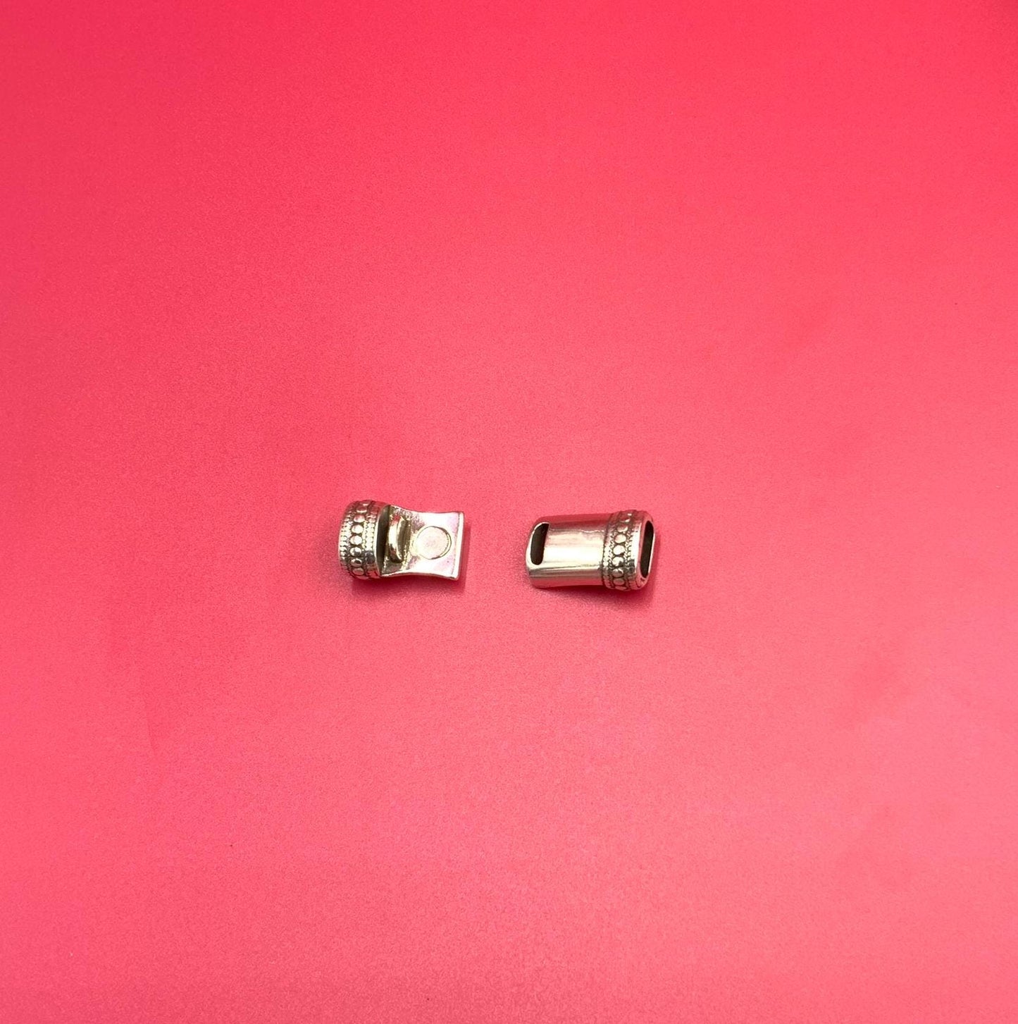 RC0242>>MADE IN EUROPE zamak 10mmx5mm clasp, 10x5mm clasp, double strand 5mm cord clasp Qty 1