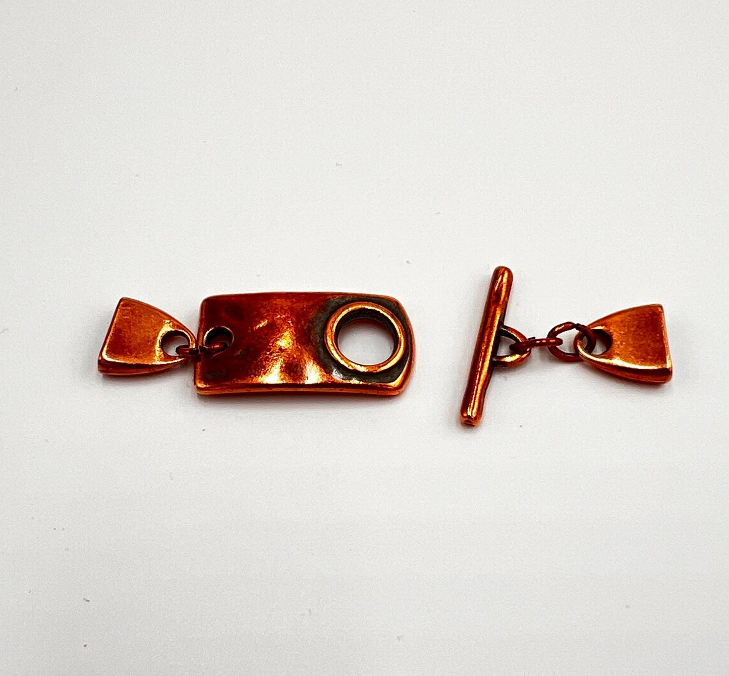 FC0384>>MADE in EUROPE zamak 10mm flat cord clasp, hammered toggle clasp, zamak 10mm clasp, Qty1