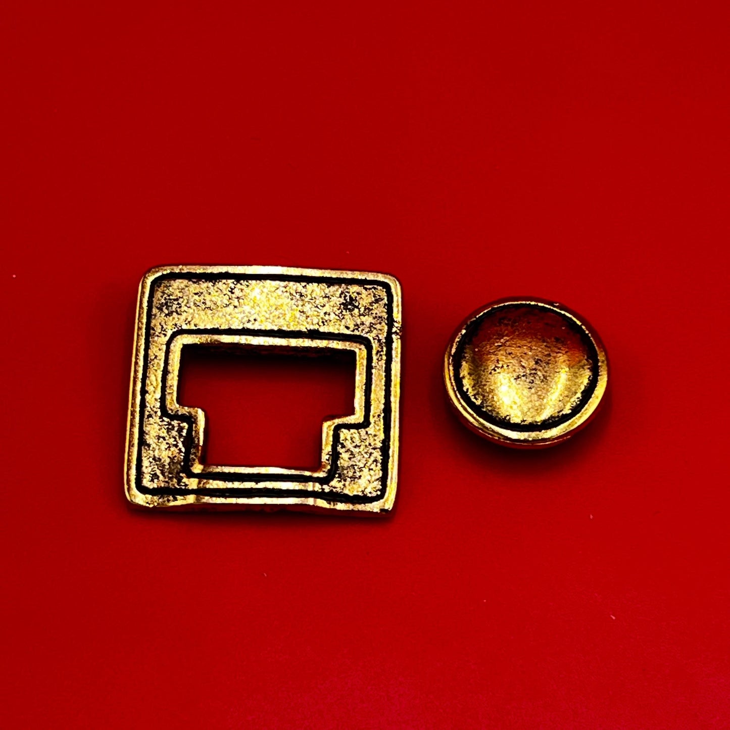 RC0011>> MADE IN EUROPE toggle clasp, button clasp, large toggle clasp  Qty 1