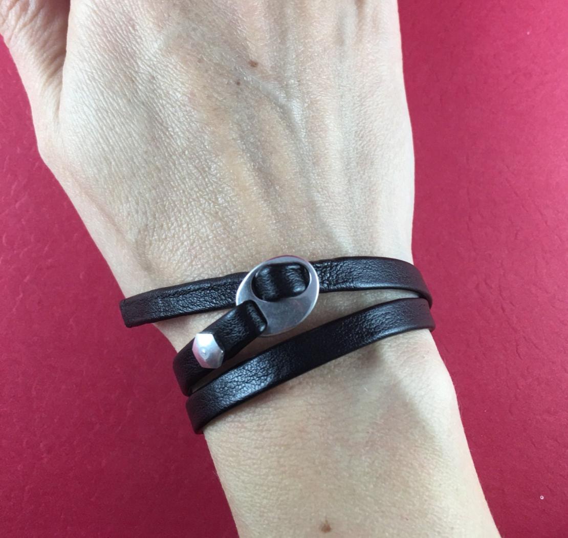 FC0440>>MADE in EUROPE 2 tiny zamak buckle clasps, small buckle clasp, 5mm flat leather cord clasp qty2