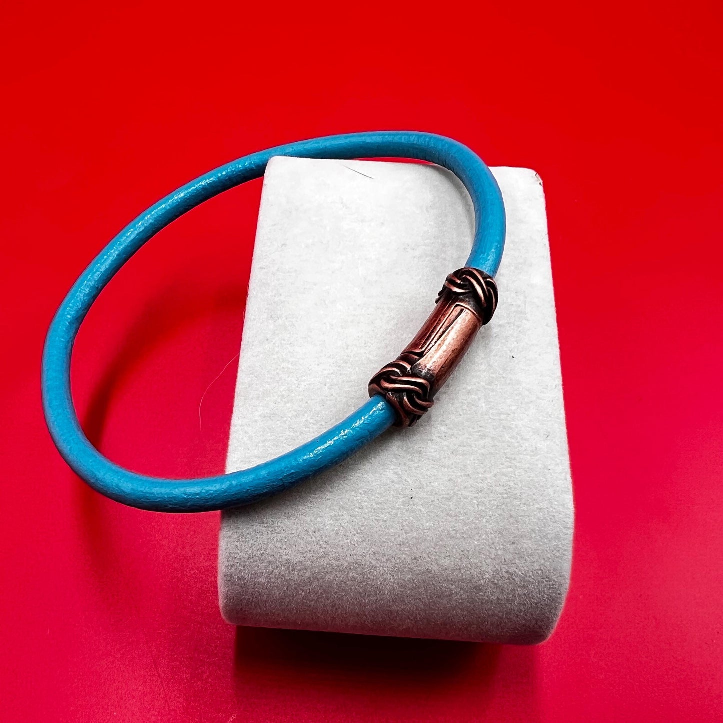 RC0036>>MADE IN EUROPE 4mm cord magnetic clasp, 4mm round leather cord clasp, round cord zamak clasp Qty1