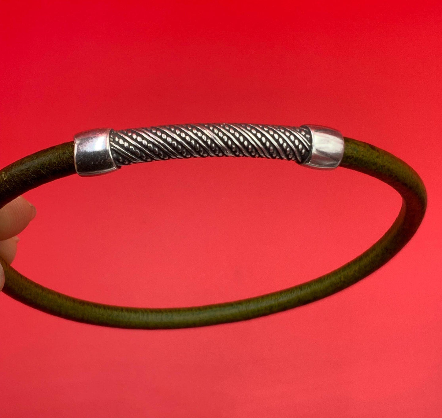 C0213>>MADE in EUROPE zamak  tube-connector, 5mm hole zamak connector, round cord tube connector qty1