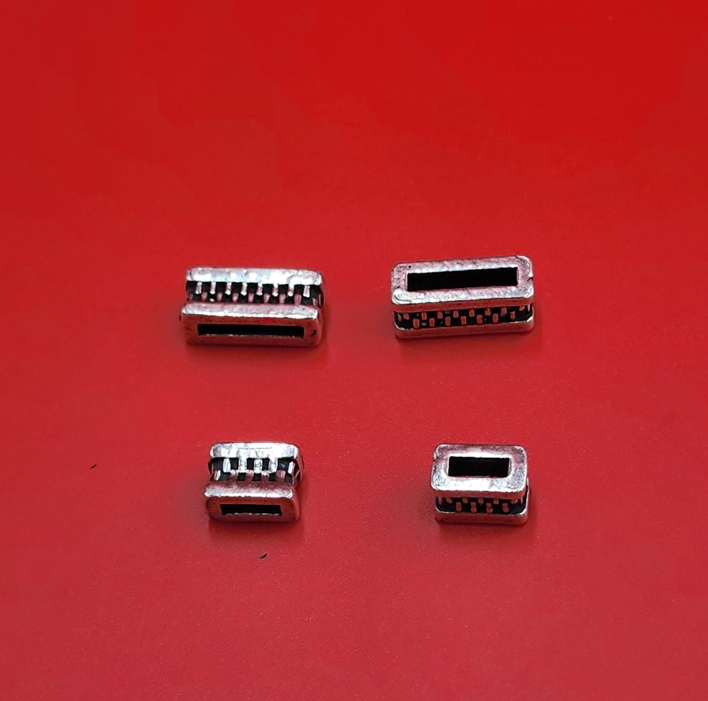 FS0672>>MADE in EUROPE 4 slider bars, 10mm and 5mm flat cord sliders, Qty 4