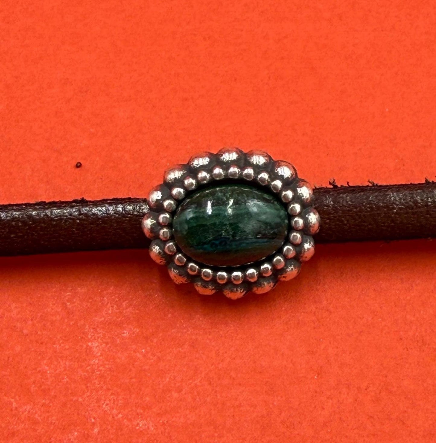 FS0673>>MADE in EUROPE 2 zamak sliders with gemstone, flat 3mm cord sliders, 3mm flat cord sliders, Qty2