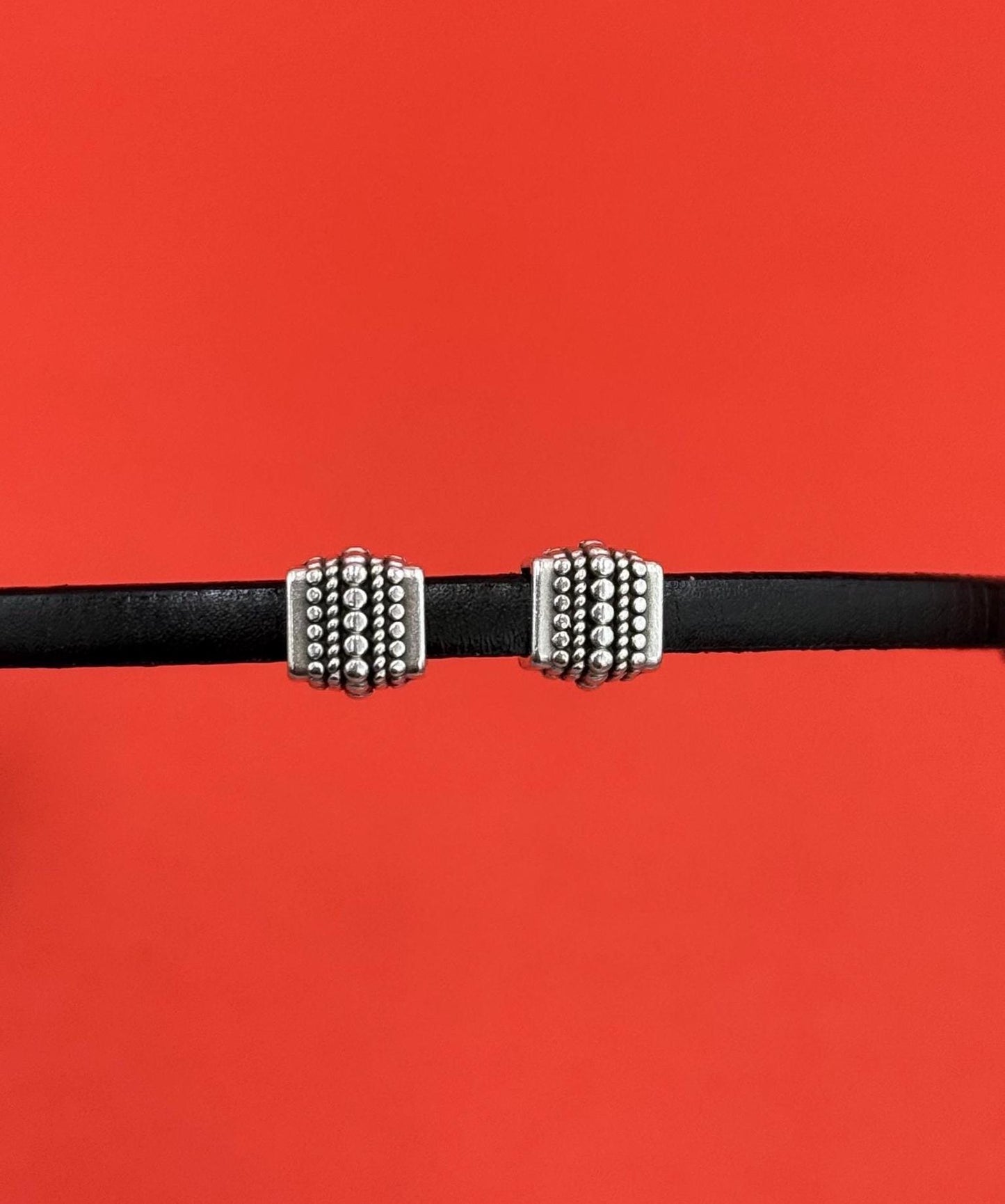 FS0676>>MADE in EUROPE 4 zamak sliders for 5mm cord, flat cord slider, zamak bar slider qty4