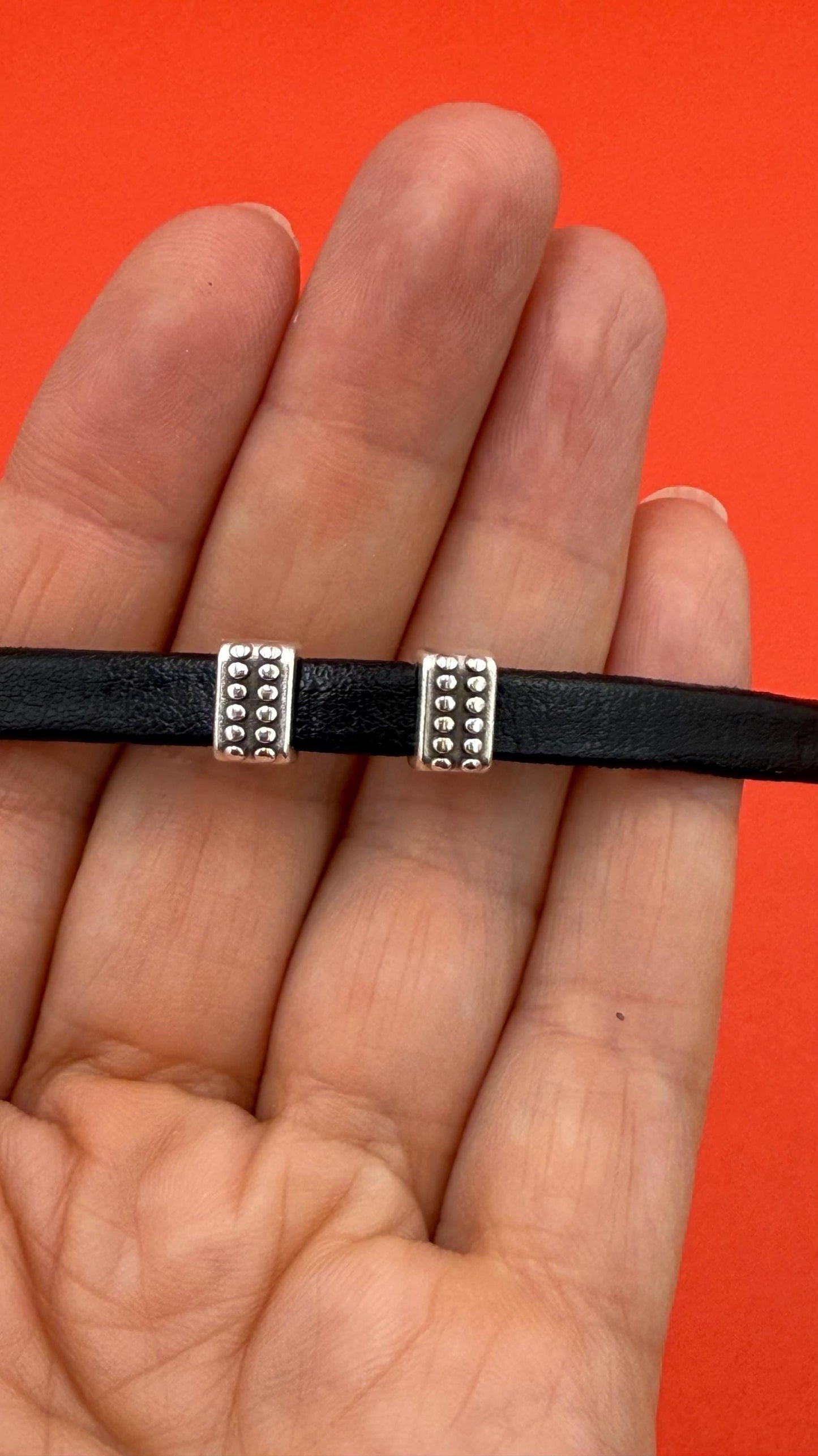 FS0677>>MADE in EUROPE 4 zamak sliders for 6mm cord, flat cord slider, zamak bar slider qty4