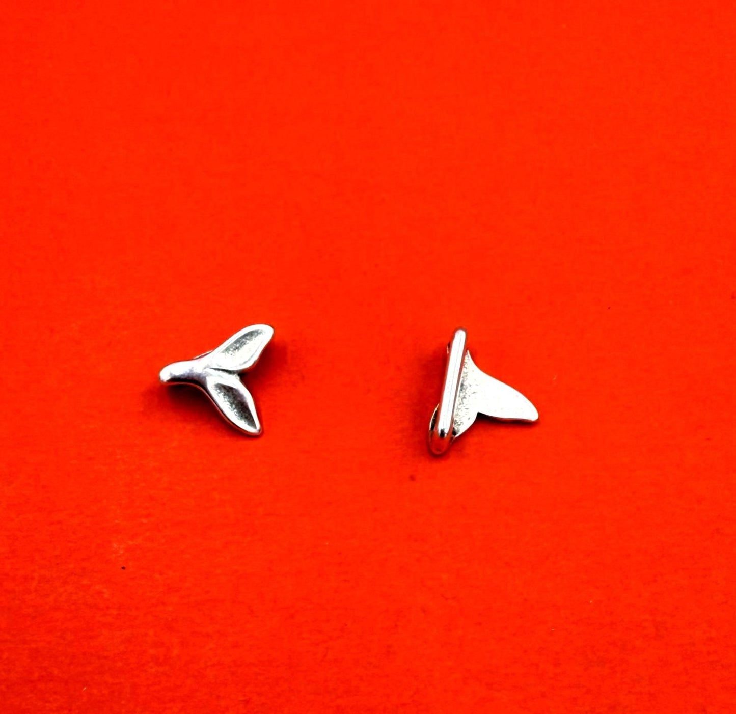 FS0682>>MADE IN EUROPE 2 zamak whale tail sliders, sliders for flat cord, 10mm flat cord fish tail slider Qty2