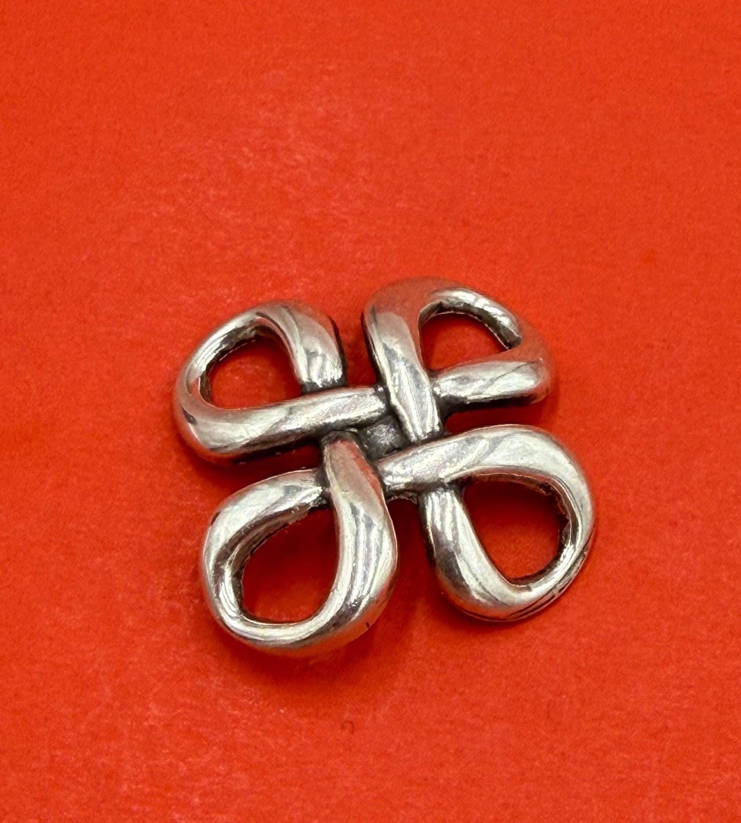 C0087>>MADE in EUROPE zamak knot connector, silver connector,  celtic knot connector, large silver connector  Qty1
