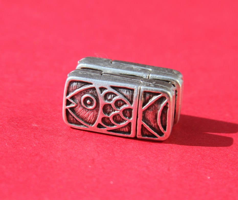 FC0216>>MADE IN EUROPE zamak clasp for flat leather cord, silver clasp for flat cord bracelet Qty1