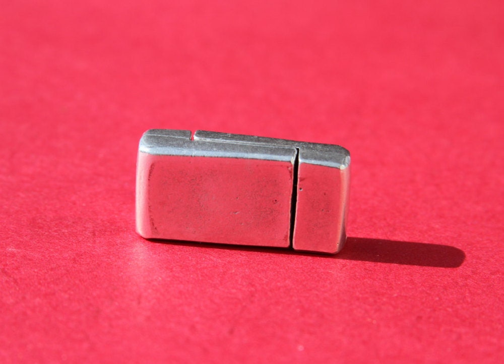 FC0164>>MADE IN EUROPE magnetic clasp for 10mm flat leather cord, silver clasp for flat cord (XM5981AS) Qty1