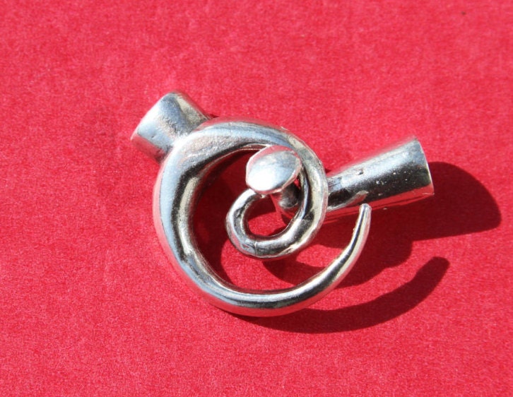 9/4 MADE IN EUROPE toggle clasp, swirl toggle clasp, spiral toggle clasp, large toggle clasp (X5380ABAS) Qty1