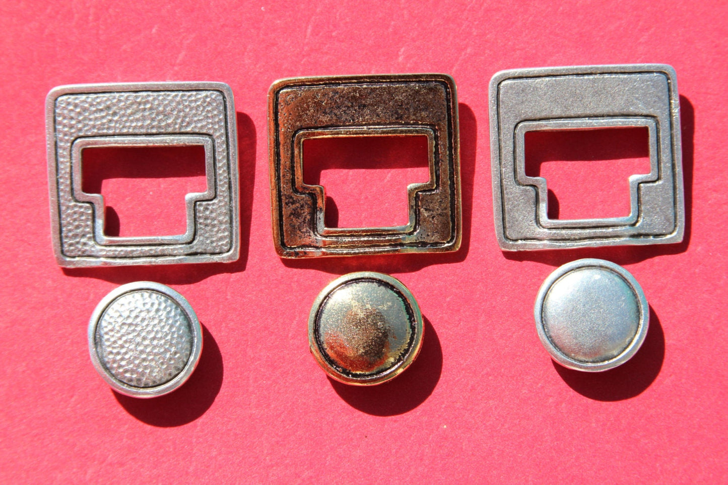 RC0011>> MADE IN EUROPE toggle clasp, button clasp, large toggle clasp  Qty 1