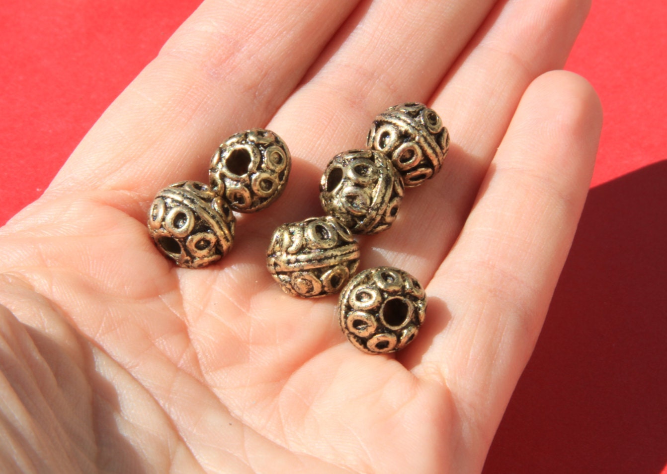MADE IN EUROPE metal round bead, gold metal bead, 10mm gold bead (B2146AG) Qty8