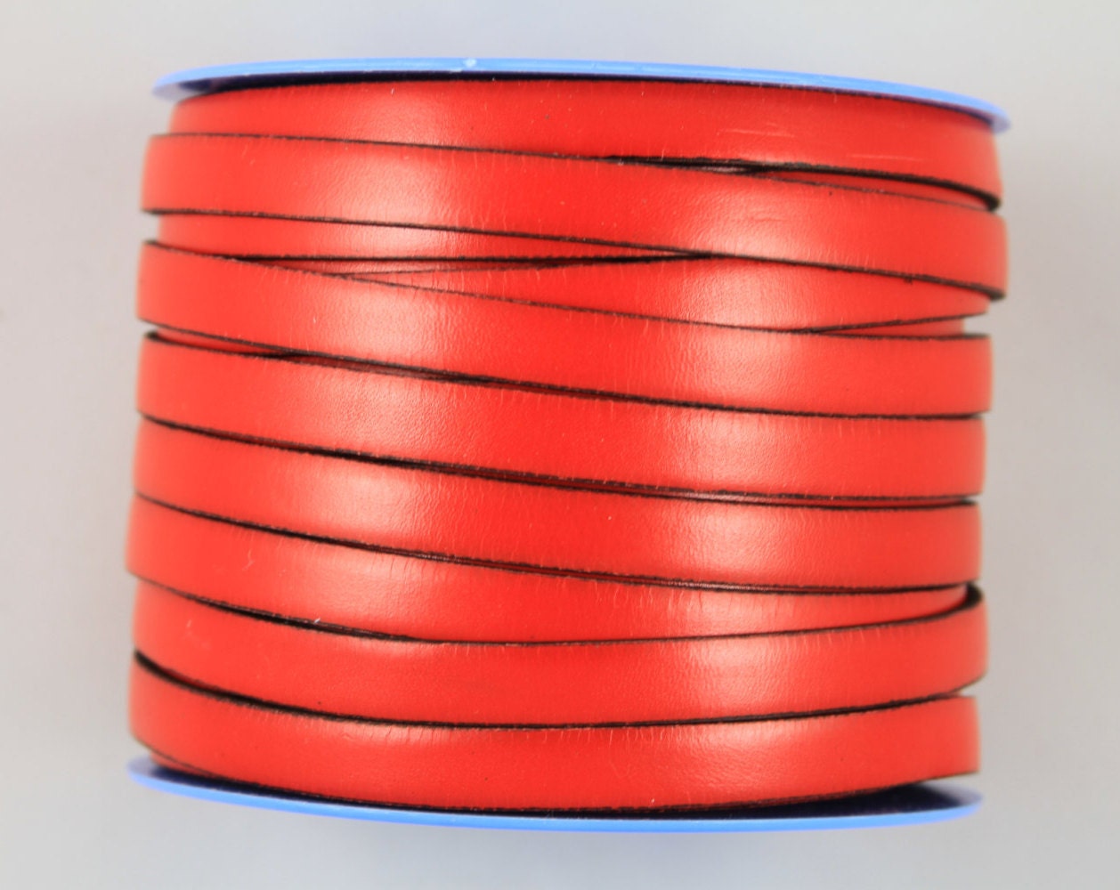 MADE IN SPAIN 24" flat leather cord, red flat leather cord, 10mm flat leather cord (VM10ROJ)