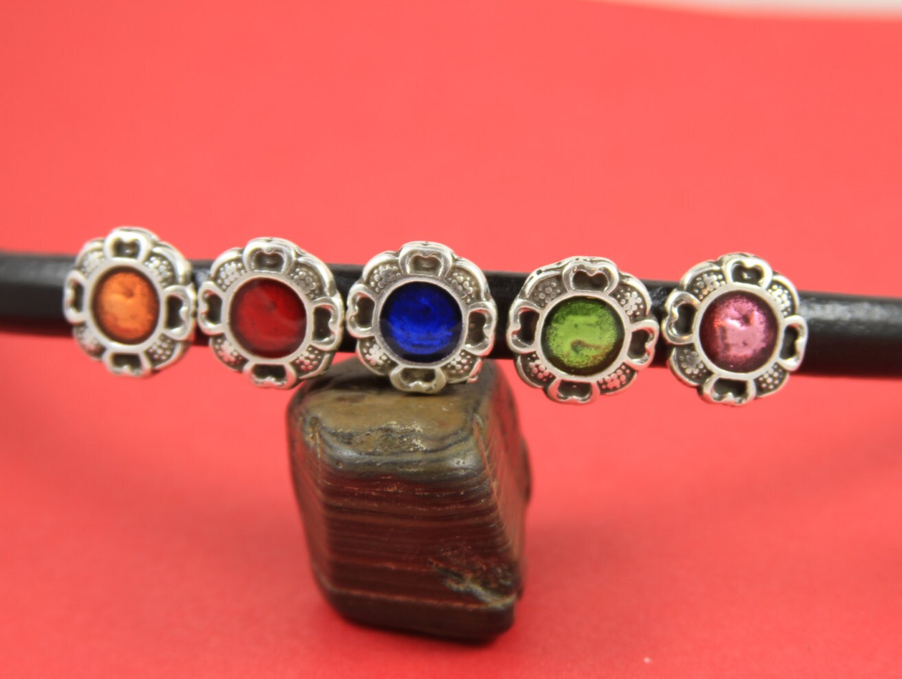 7/5 MADE in EUROPE 2 licorice zamak sliders, enamel flower slider for licorice cord, 10x6mm cord slider (ABLZ41P) Qty2