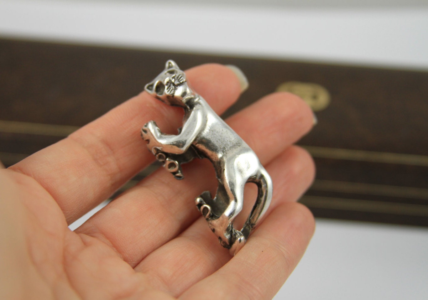 13/6 MADE IN EUROPE zamak lion slider, necklace slider, bracelet slider, metal lion slider, (6910)Qty1