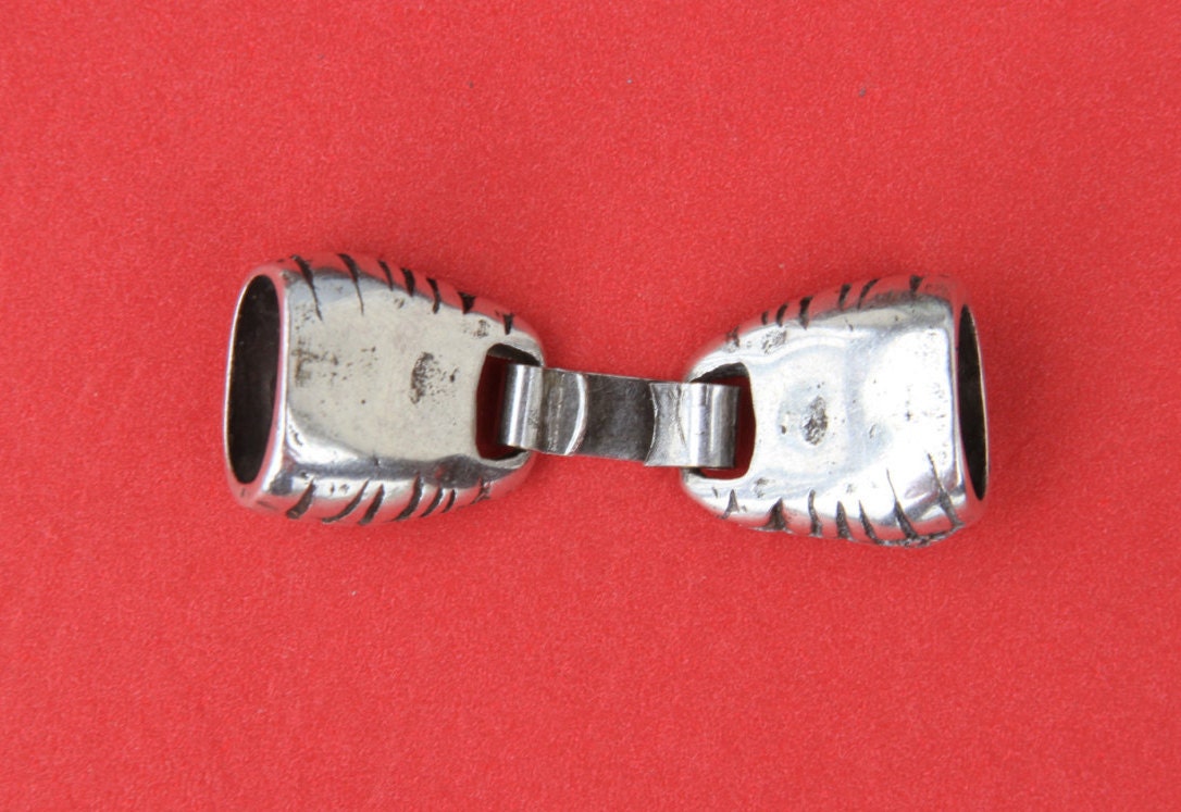 LC0023>>MADE IN EUROPE licorice  zamak clasp, ribbed clasp, bracelet clasp, stripped clasp (6456) Qty1